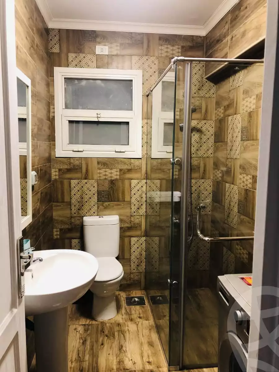 https://aqarmap.com.eg/ar/listing/6330499-for-sale-cairo-new-cairo-lrhb-city-phase-8