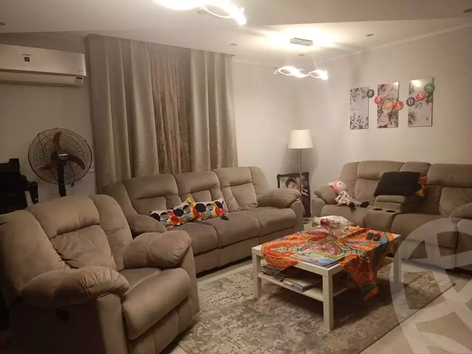 https://aqarmap.com.eg/en/listing/6330508-for-sale-cairo-new-cairo-lrhb-city-phase-8