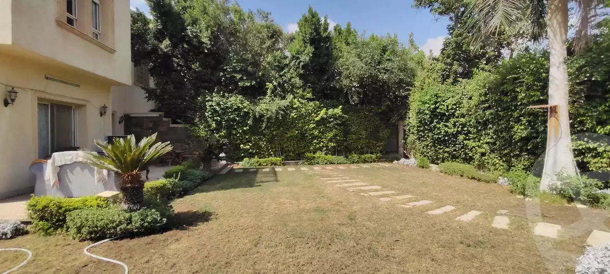 https://aqarmap.com.eg/en/listing/6330558-for-sale-cairo-el-sheikh-zayed-city-compounds-greens