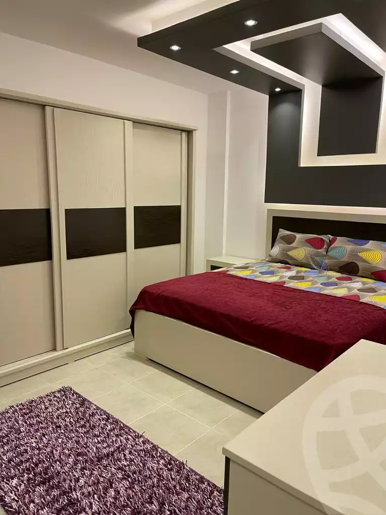 https://aqarmap.com.eg/en/listing/6330690-for-rent-cairo-new-cairo-lrhb-city-phase-8