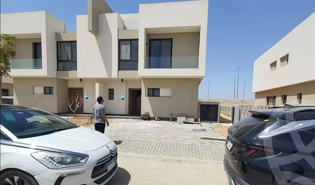 https://aqarmap.com.eg/en/listing/6330695-for-sale-cairo-el-shorouk-compounds-al-burouj-compound-imkan