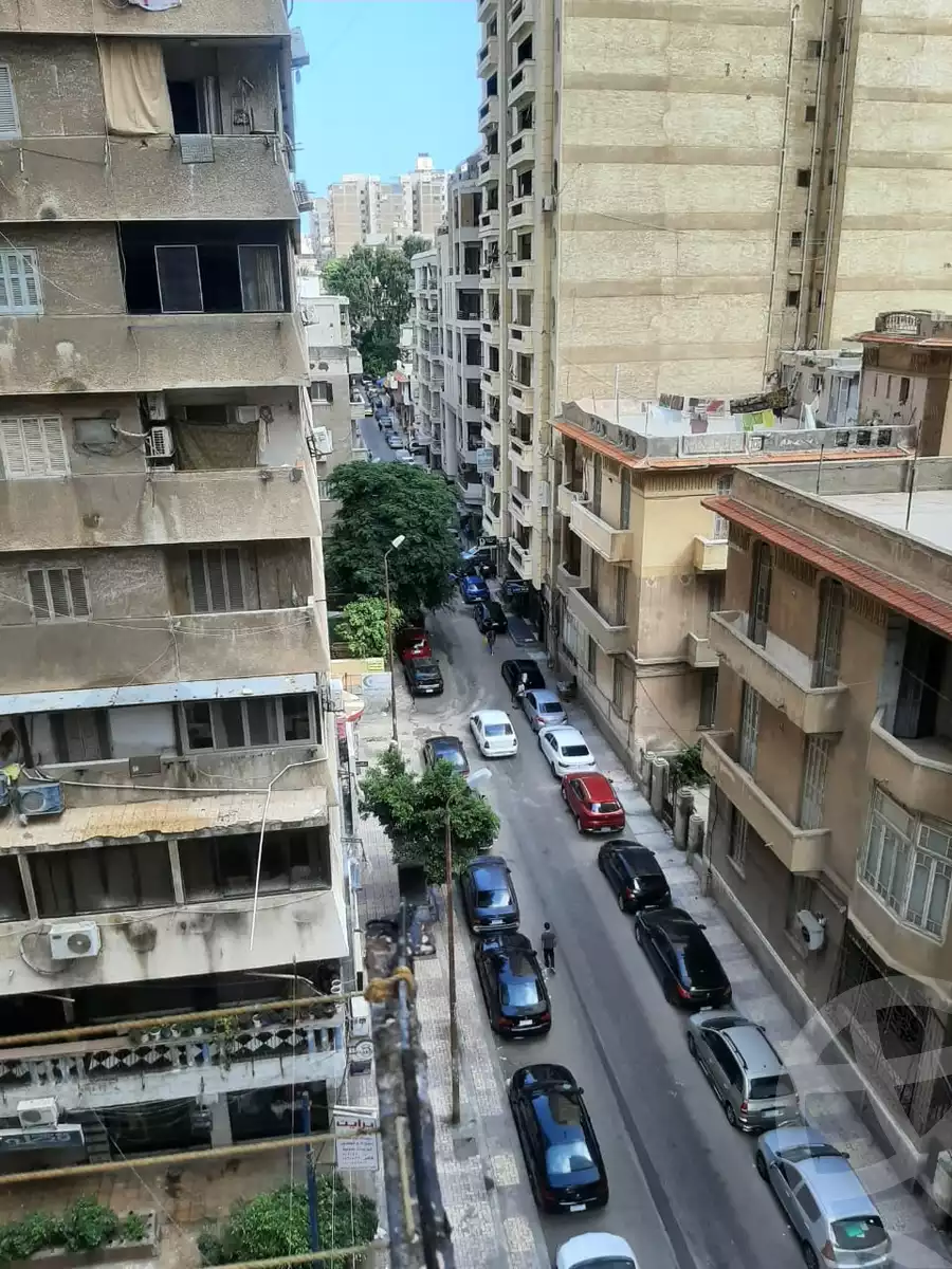 https://aqarmap.com.eg/en/listing/6330960-for-sale-alexandria-roshdy-syria-st