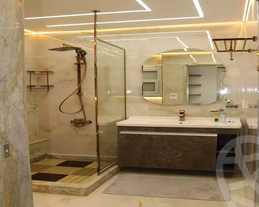https://aqarmap.com.eg/ar/listing/6330953-for-sale-cairo-new-cairo-compounds-azad