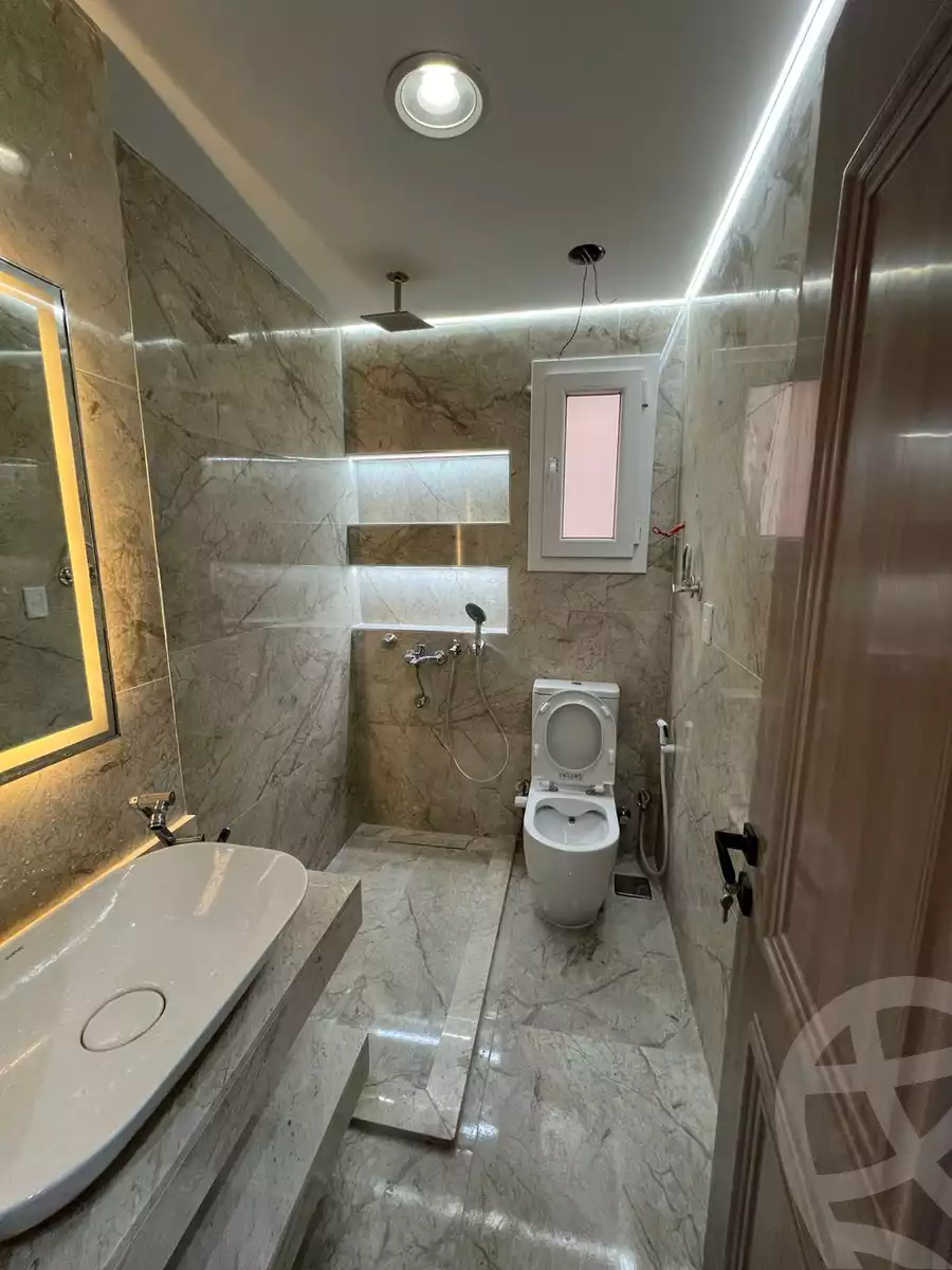 https://aqarmap.com.eg/ar/listing/6331556-for-sale-cairo-new-cairo-madinaty-tenth-zone-buildings-group-103