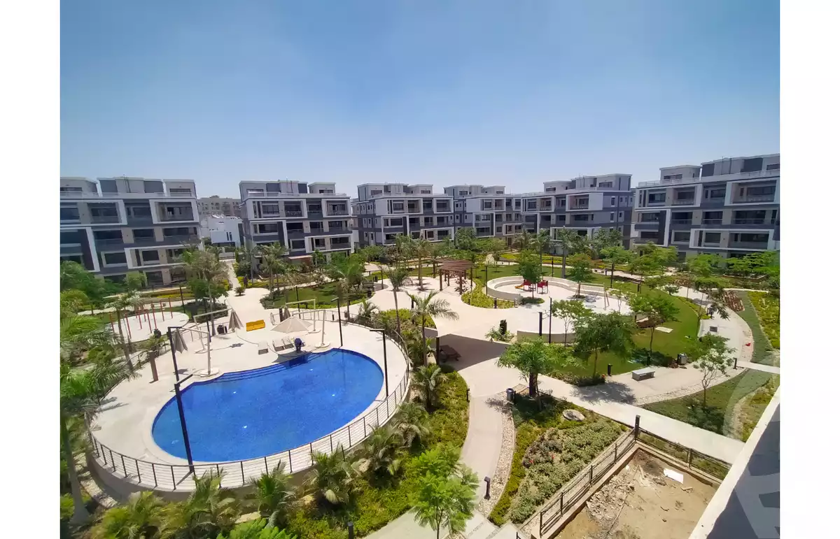 https://aqarmap.com.eg/ar/listing/6331839-for-sale-cairo-el-sheikh-zayed-city-compounds-kmbwnd-wn-16-swdyk