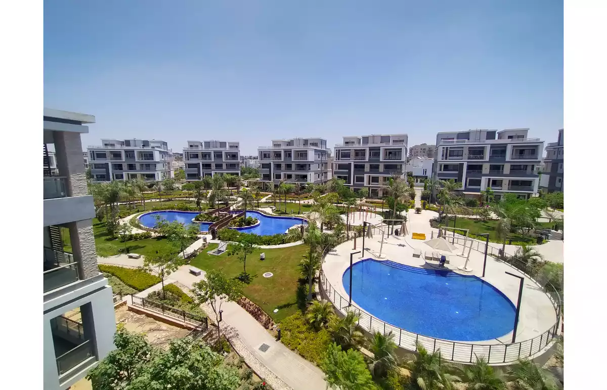 https://aqarmap.com.eg/ar/listing/6331839-for-sale-cairo-el-sheikh-zayed-city-compounds-kmbwnd-wn-16-swdyk