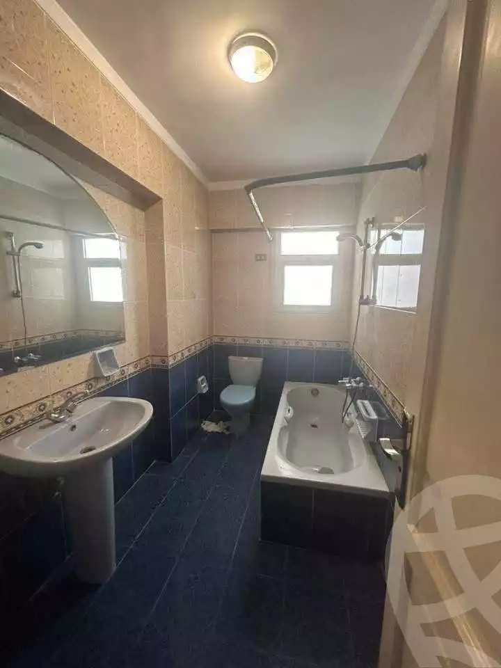 https://aqarmap.com.eg/en/listing/6332030-for-sale-alexandria-lauran-shr-bw-qyr-tryq-lhry