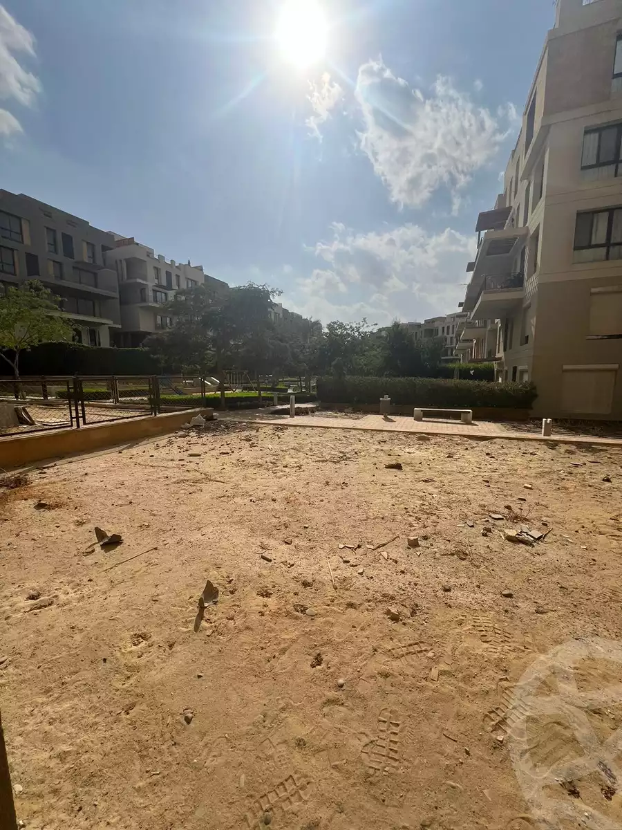 https://aqarmap.com.eg/en/listing/6332228-for-sale-cairo-new-cairo-compounds-eastown-spectrum-eastown-compound