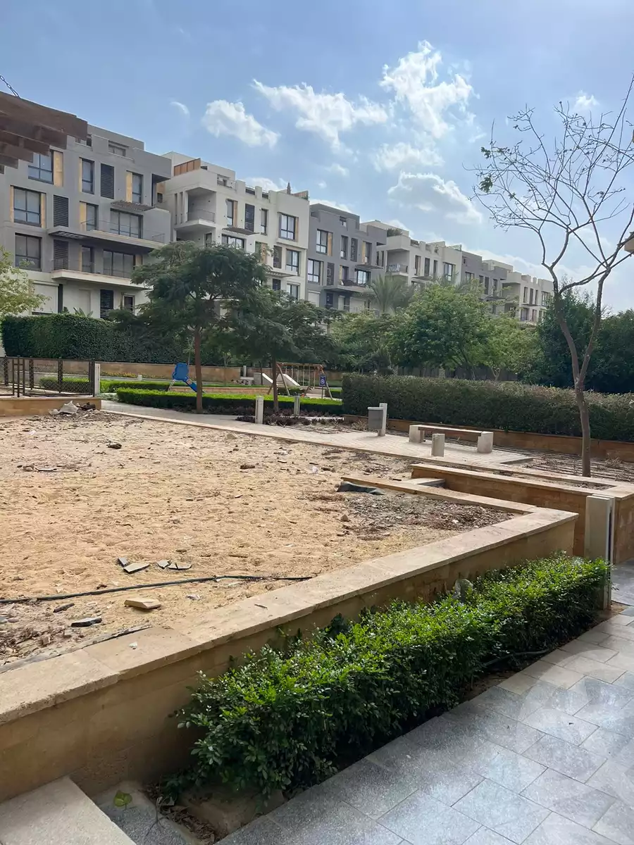https://aqarmap.com.eg/en/listing/6332228-for-sale-cairo-new-cairo-compounds-eastown-spectrum-eastown-compound