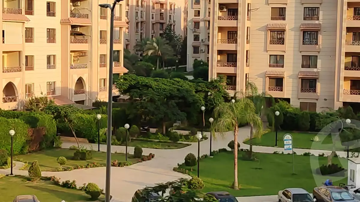 https://aqarmap.com.eg/ar/listing/6332945-for-sale-cairo-new-cairo-lrhb-city-phase-5-ibn-al-haytham-st