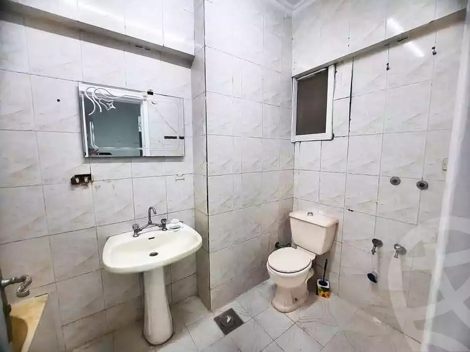 https://aqarmap.com.eg/ar/listing/6334539-for-rent-alexandria-roshdy