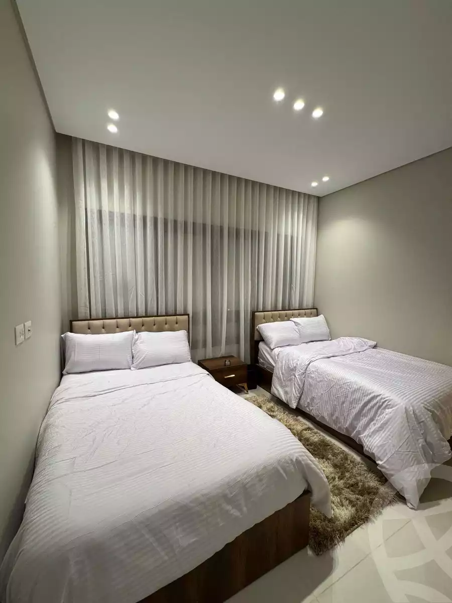 https://aqarmap.com.eg/ar/listing/6334838-for-sale-cairo-el-sheikh-zayed-city-compounds-kmbwnd-wn-16-swdyk
