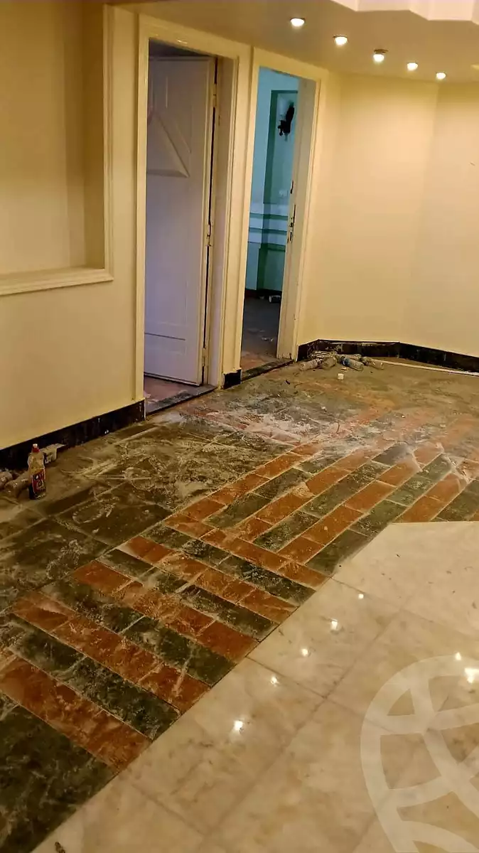 https://aqarmap.com.eg/en/listing/6335769-for-sale-cairo-el-haram-shareaa-el-haram