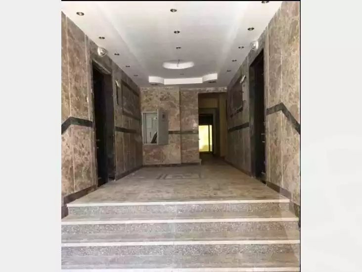 https://aqarmap.com.eg/ar/listing/5718993-for-sale-cairo-new-cairo-compounds-bankers-compound