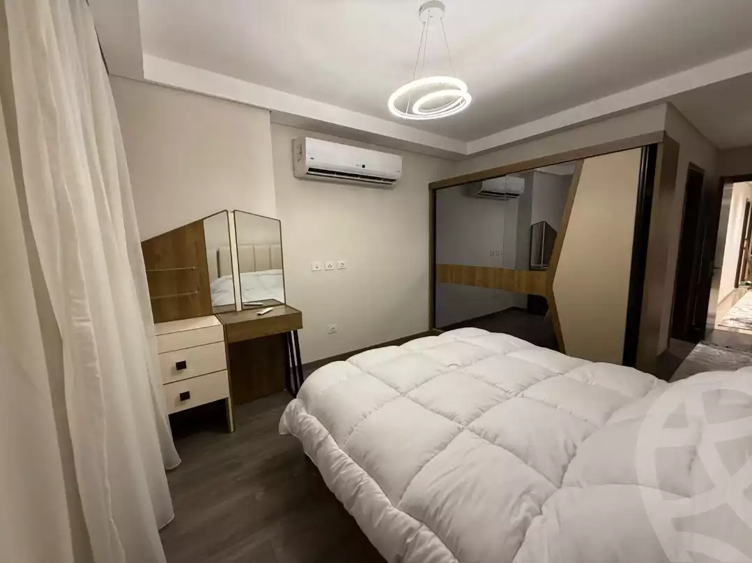 https://aqarmap.com.eg/en/listing/6340249-for-rent-cairo-el-sheikh-zayed-city-compounds-zyd-wr-llttwyr-park-towers-zed-el-sheikh-zayed-compound