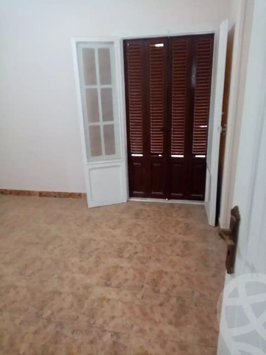 https://aqarmap.com.eg/en/listing/6340515-for-sale-cairo-el-zaytun-lzytwn-lbhry-salim-al-awal-st