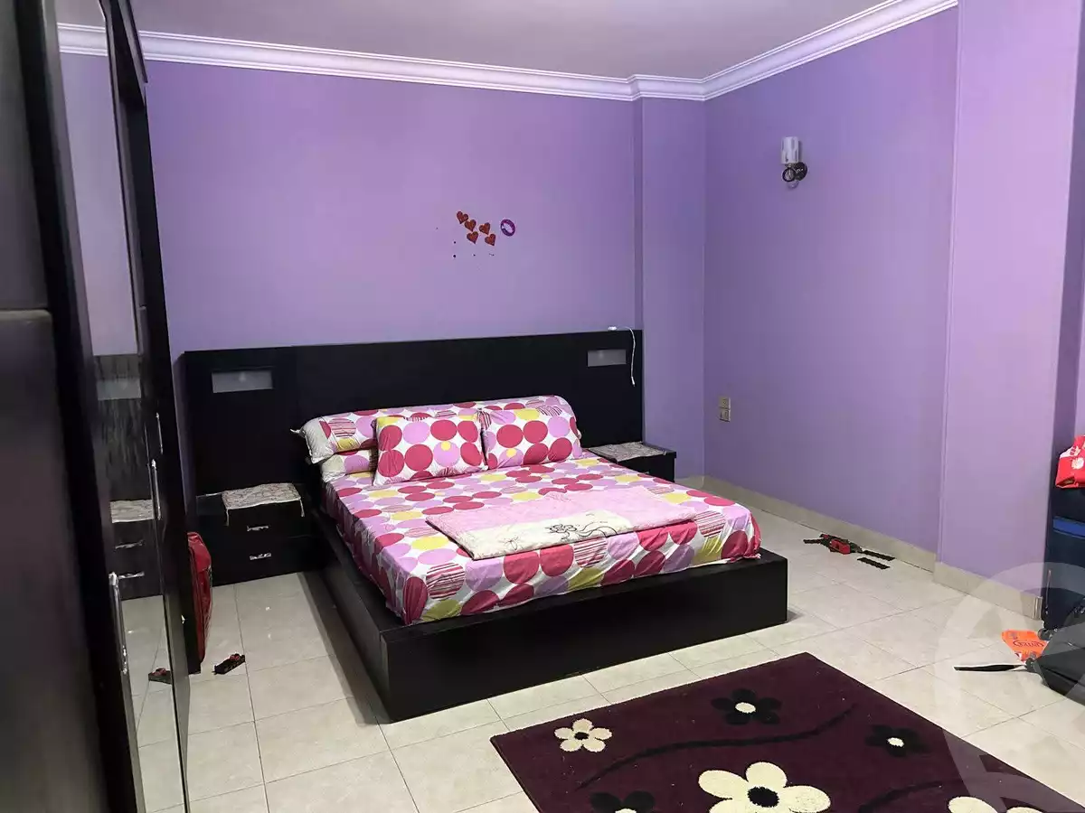 https://aqarmap.com.eg/ar/listing/6341647-for-sale-cairo-helwan-hadayek-helwan-nile-corniche-st