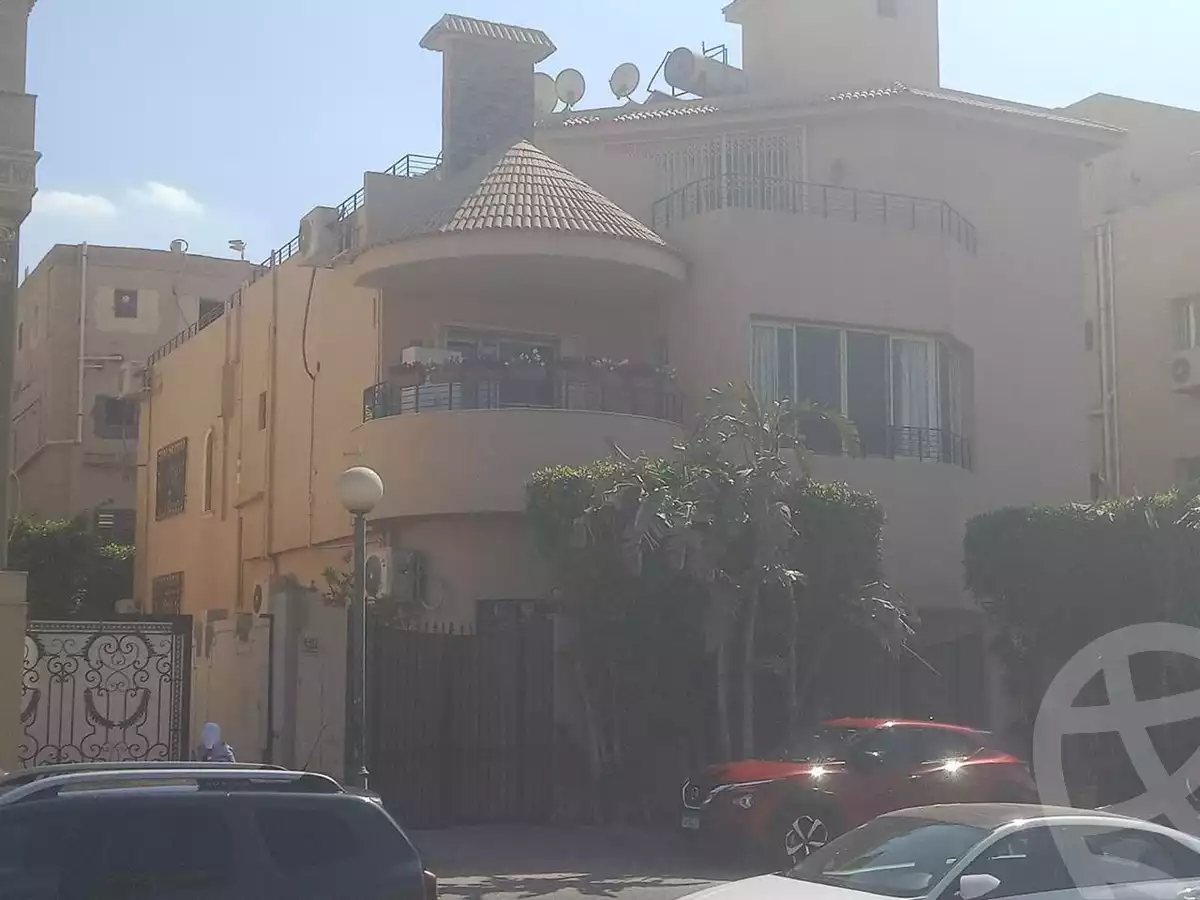 https://aqarmap.com.eg/en/listing/6342649-for-sale-cairo-new-cairo-compounds-lmn-l-m