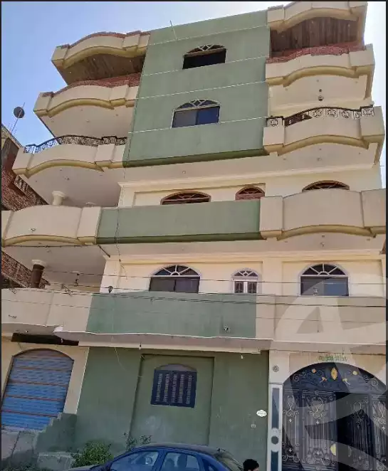 https://aqarmap.com.eg/ar/listing/6343076-for-sale-gharbia-qutur-qutur-city
