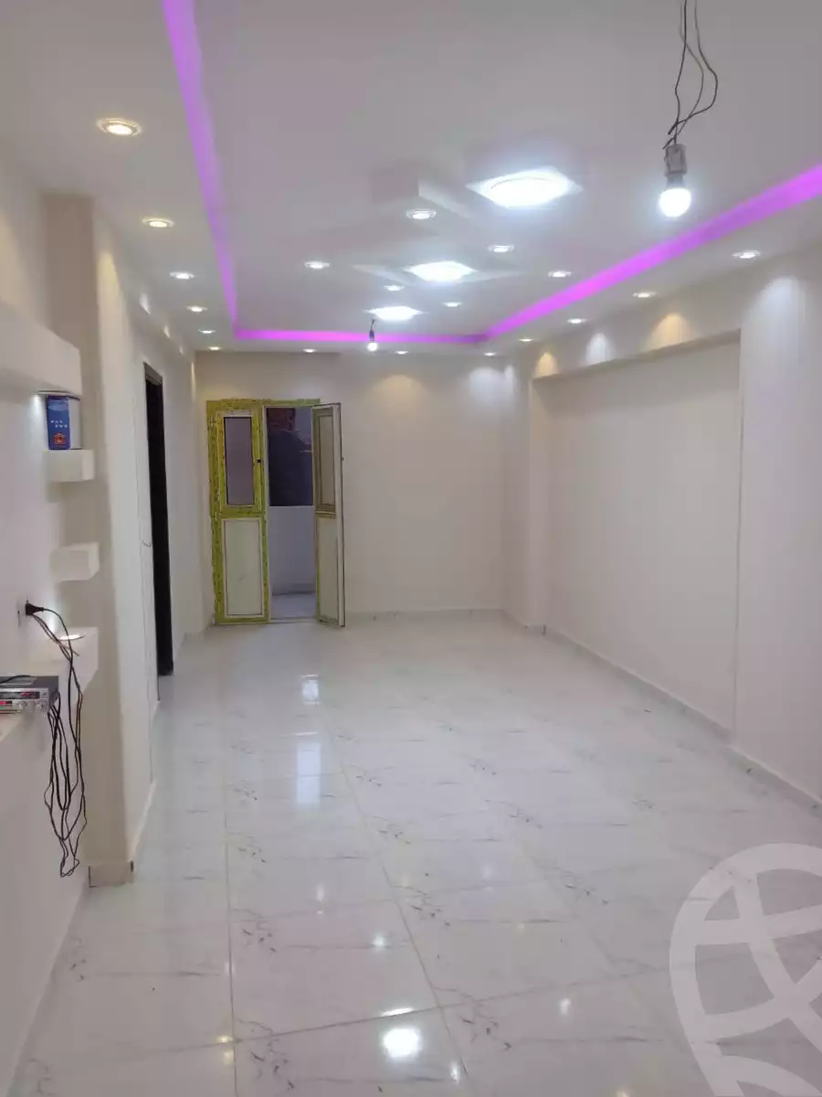https://aqarmap.com.eg/ar/listing/6343890-for-sale-cairo-helwan-kwrnysh-hlwn