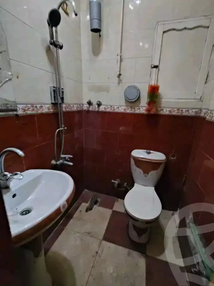 https://aqarmap.com.eg/ar/listing/6344011-for-sale-qalyubia-shubra-el-khaima-om-bayoumi