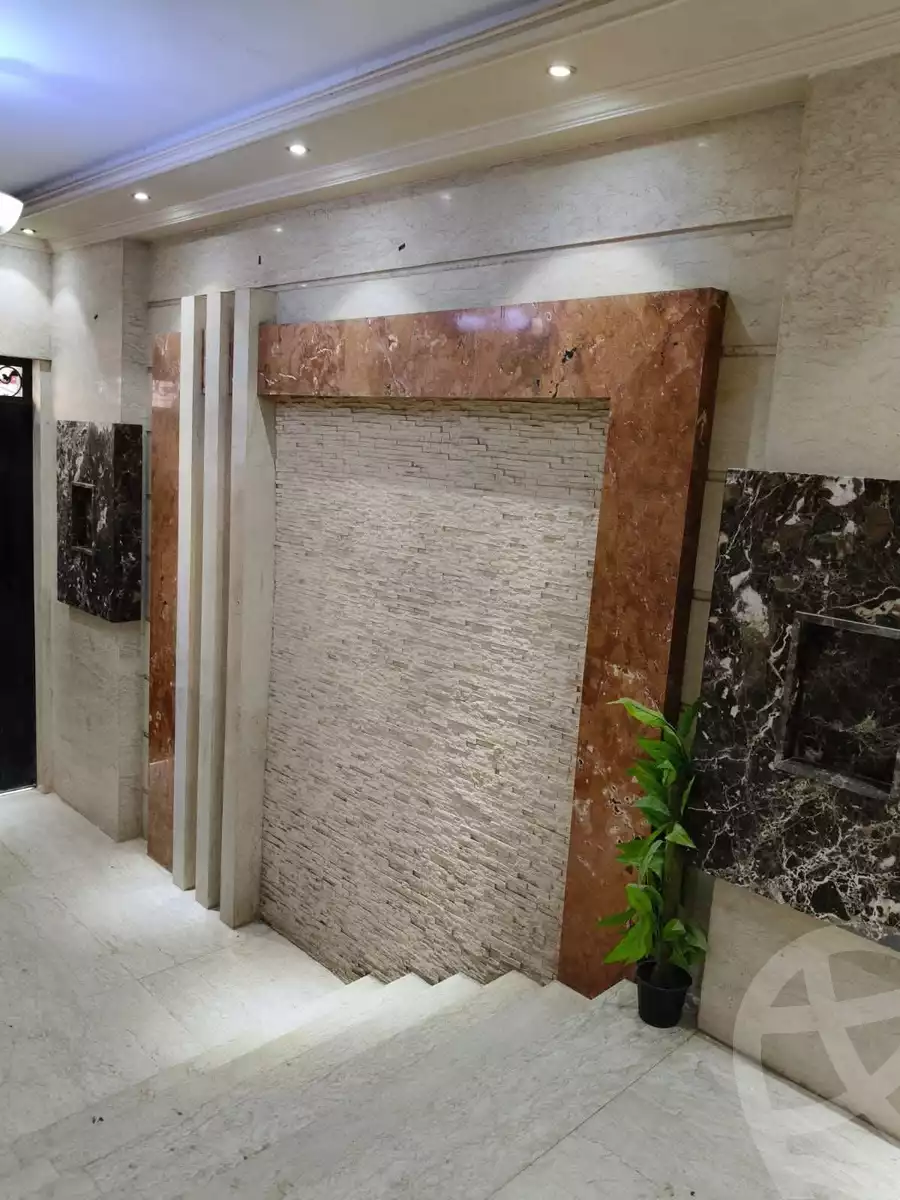 https://aqarmap.com.eg/en/listing/6344259-for-sale-beheira-damanhour-damanhour-city-al-nadi-st