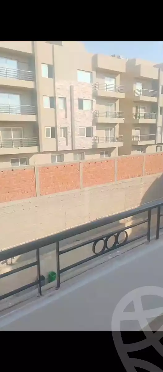 https://aqarmap.com.eg/ar/listing/6344306-for-rent-cairo-new-cairo-compounds-la-rose