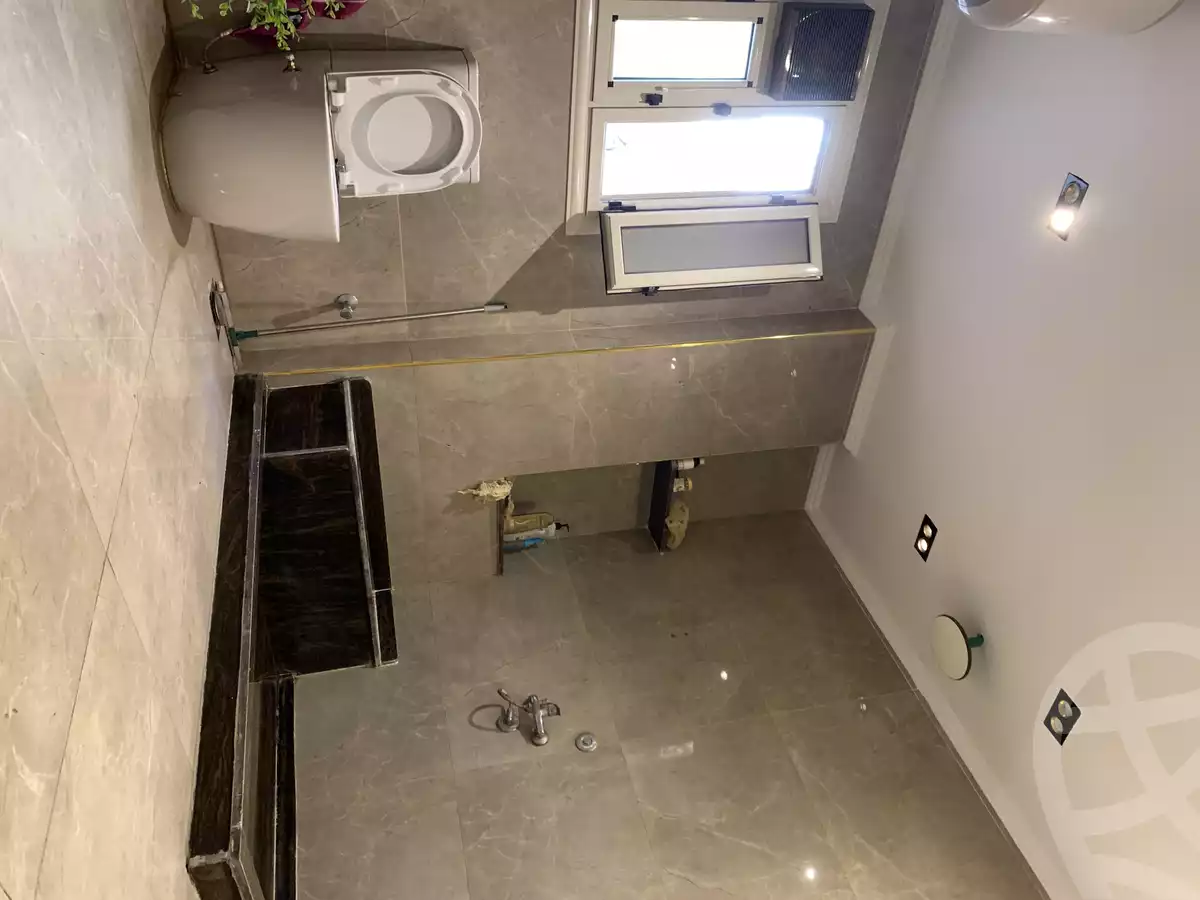 https://aqarmap.com.eg/en/listing/6344707-for-sale-alexandria-sydy-bshr-shr-mlk-hfny
