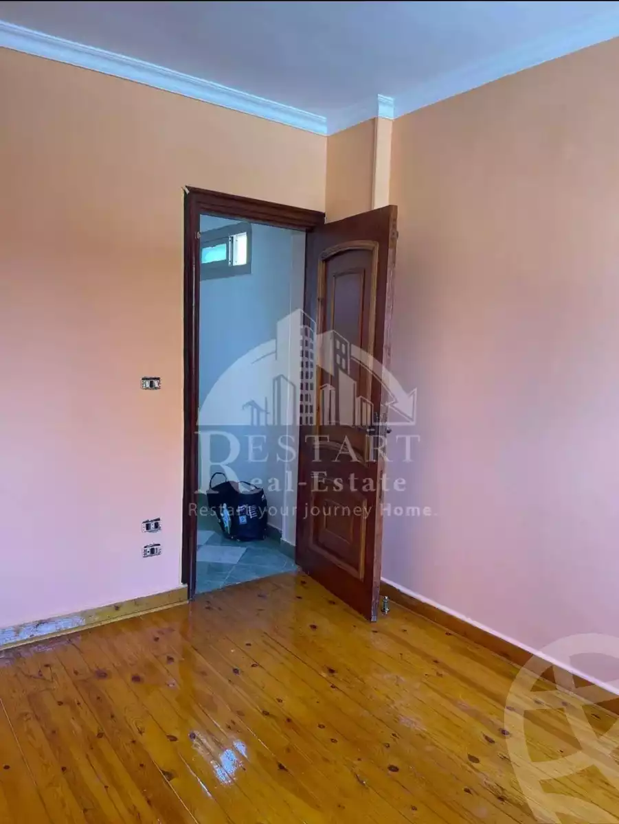 https://aqarmap.com.eg/ar/listing/6348283-for-sale-alexandria-glim