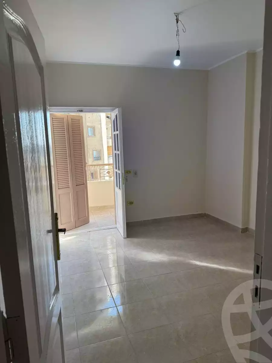 https://aqarmap.com.eg/ar/listing/6349287-for-rent-cairo-el-maadi-zahraa-el-maadi-al-khamseen-st