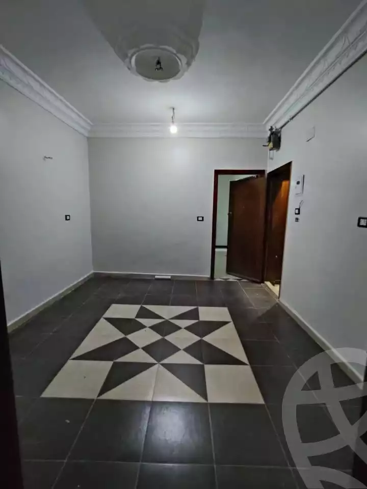 https://aqarmap.com.eg/en/listing/6347663-for-sale-qalyubia-shubra-el-khaima-om-bayoumi