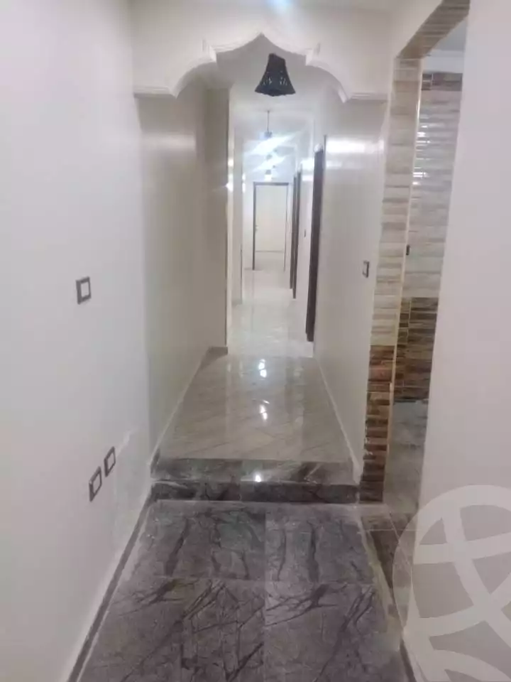 https://aqarmap.com.eg/en/listing/6350263-for-sale-cairo-helwan-helwan-el-sharkeya-ryad-pasha-st