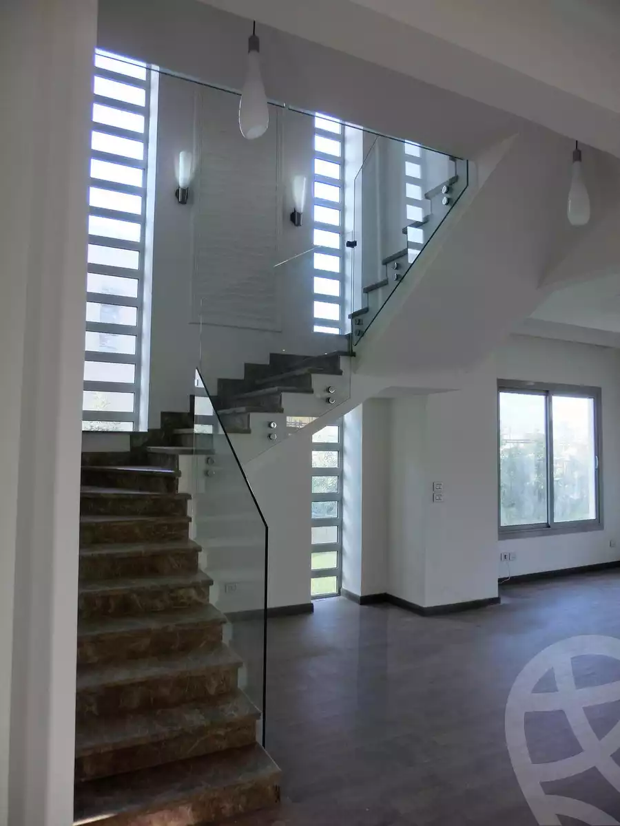 https://aqarmap.com.eg/ar/listing/6350775-for-rent-cairo-el-sheikh-zayed-city-compounds-kmbwnd-ljry-swdyk