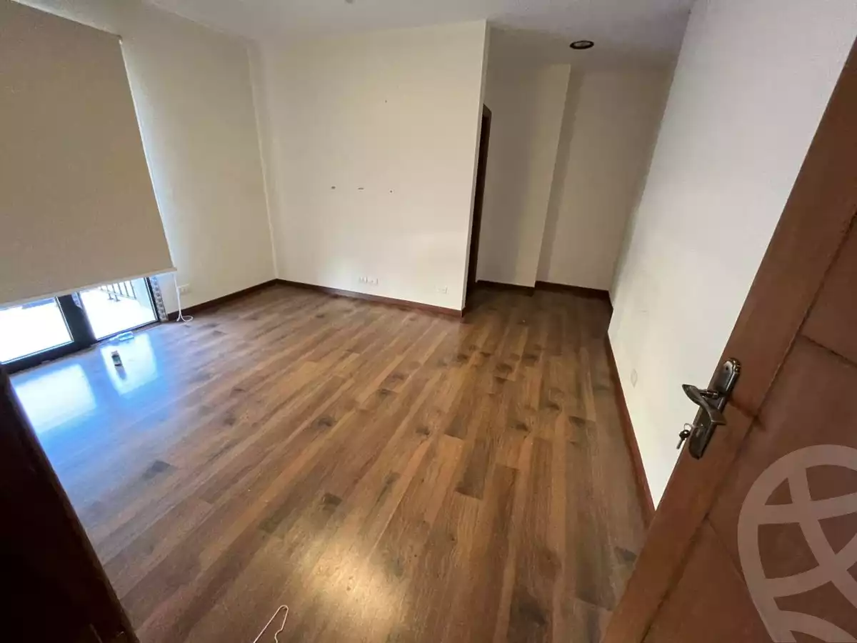 https://aqarmap.com.eg/en/listing/6351119-for-rent-cairo-el-sheikh-zayed-city-compounds-the-courtyard