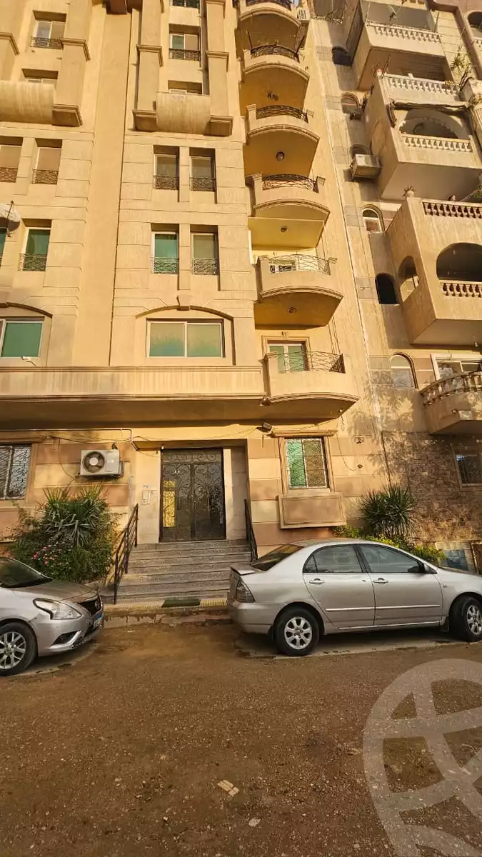 https://aqarmap.com.eg/ar/listing/6351841-for-sale-cairo-mokattam-el-hadabah-el-wosta-taqseem-el-mostakbal