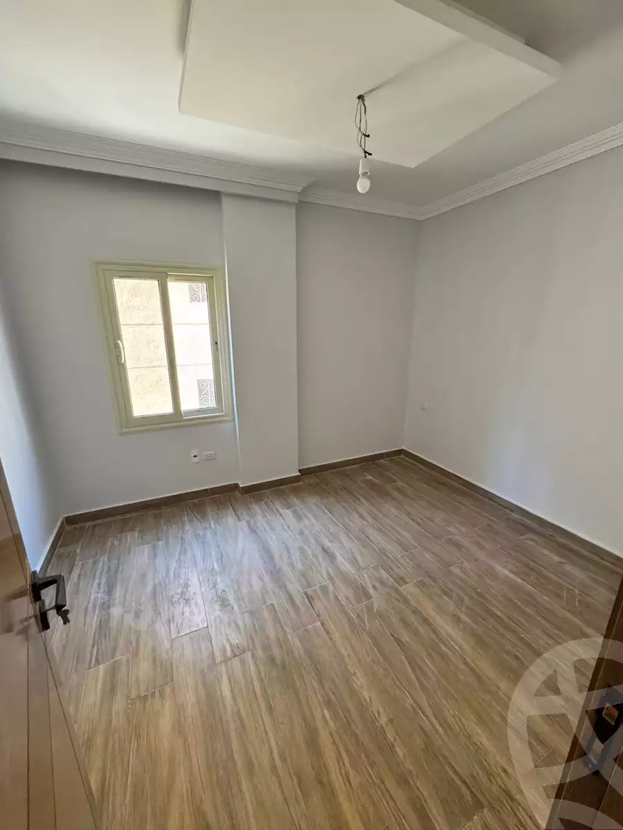 https://aqarmap.com.eg/ar/listing/6351968-for-rent-cairo-new-cairo-compounds-el-mostashareen-compound