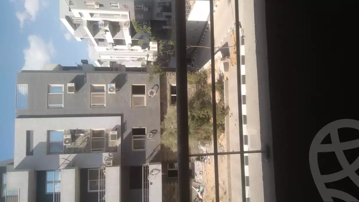 https://aqarmap.com.eg/ar/listing/6352171-for-sale-cairo-al-oubour-compounds-hy-syty