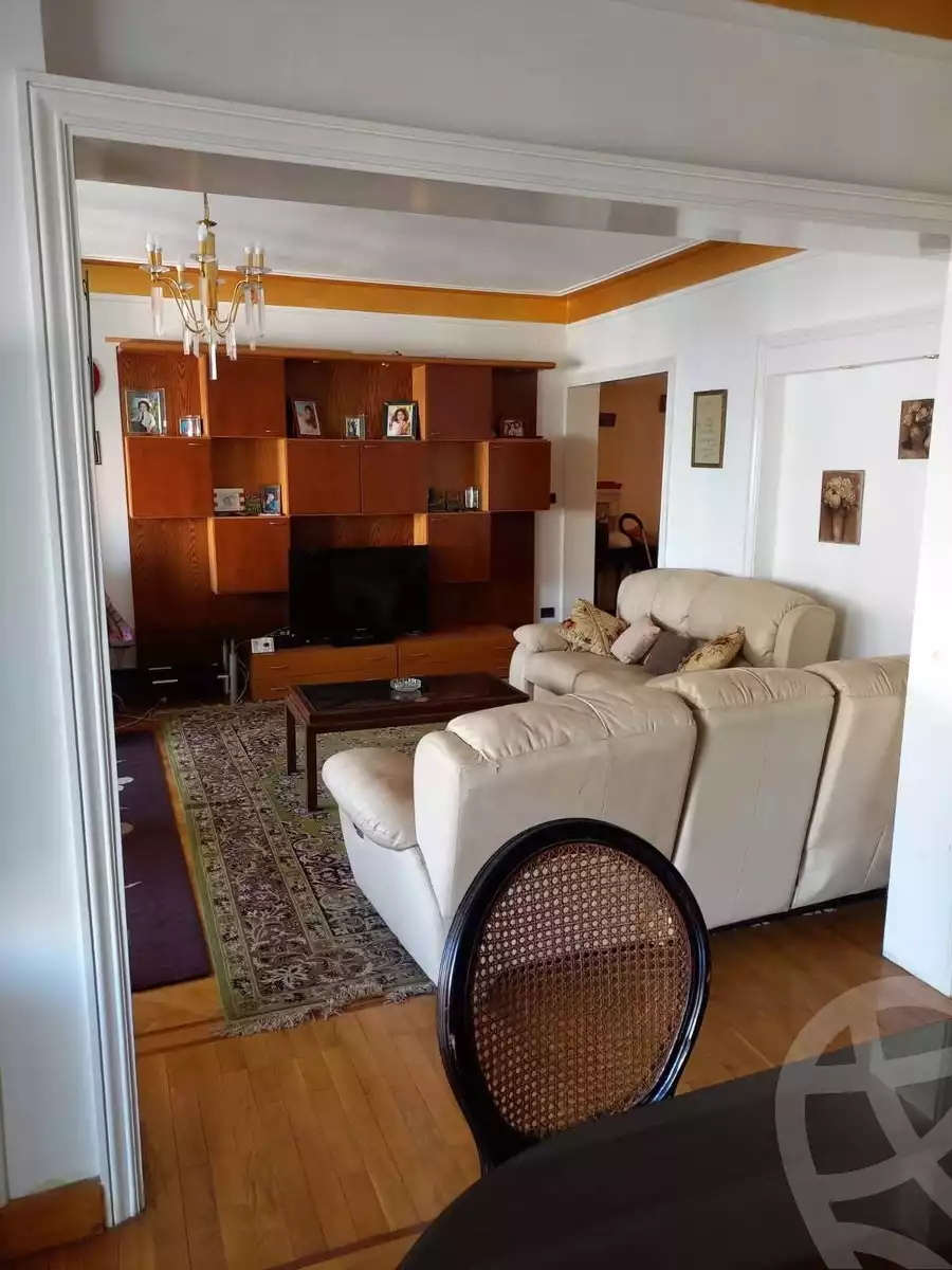 https://aqarmap.com.eg/ar/listing/6352321-for-rent-alexandria-roshdy-shr-bw-qyr-tryq-lhry