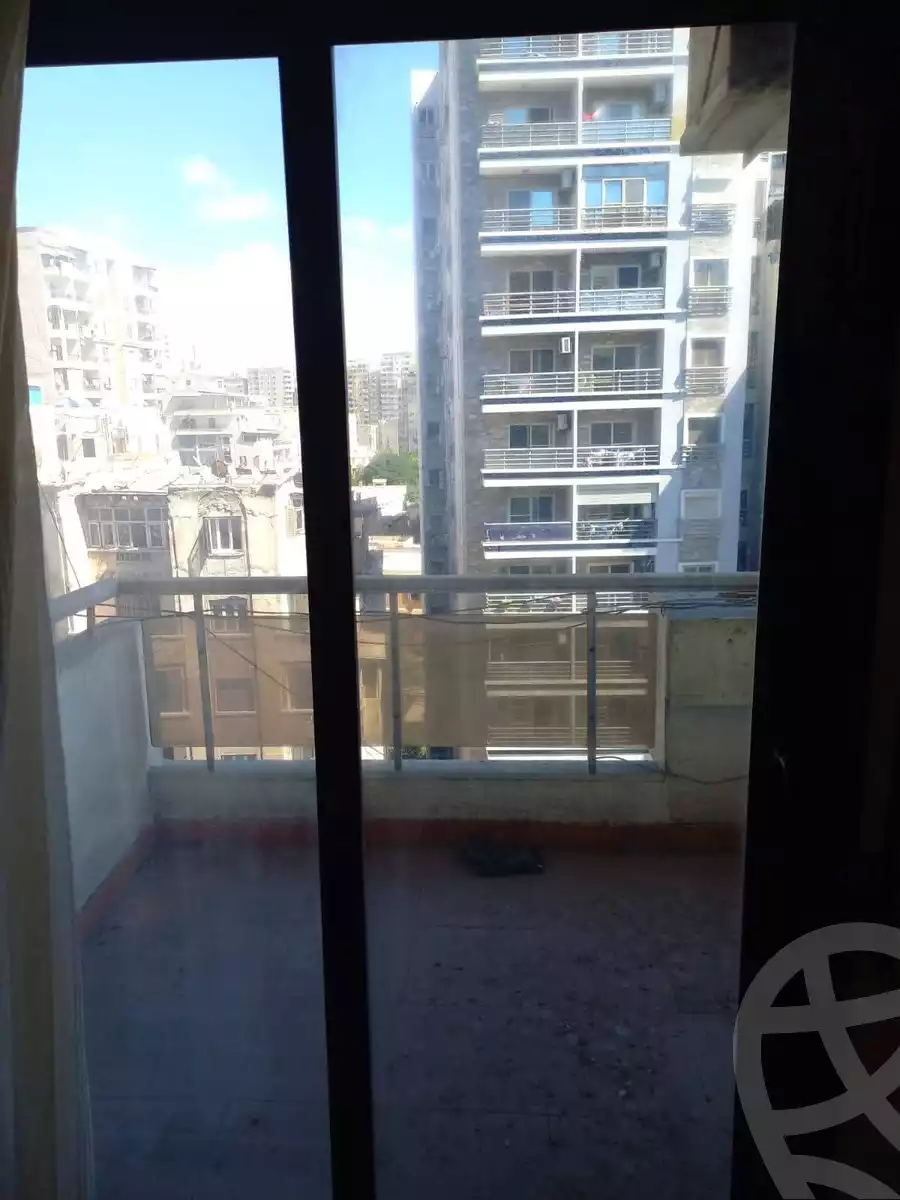 https://aqarmap.com.eg/ar/listing/6352321-for-rent-alexandria-roshdy-shr-bw-qyr-tryq-lhry
