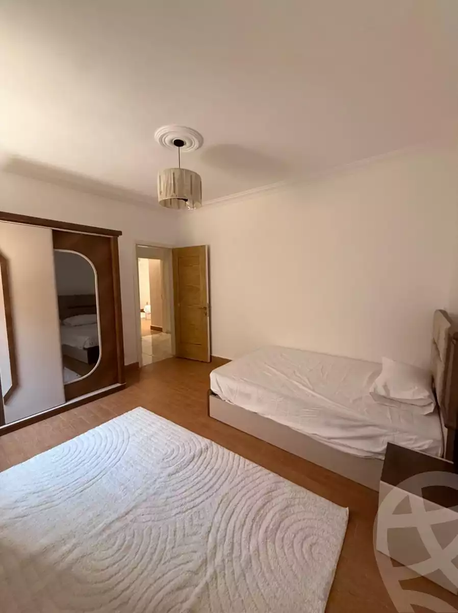 https://aqarmap.com.eg/en/listing/6352348-for-rent-cairo-new-cairo-90th-street-south-teseen-st