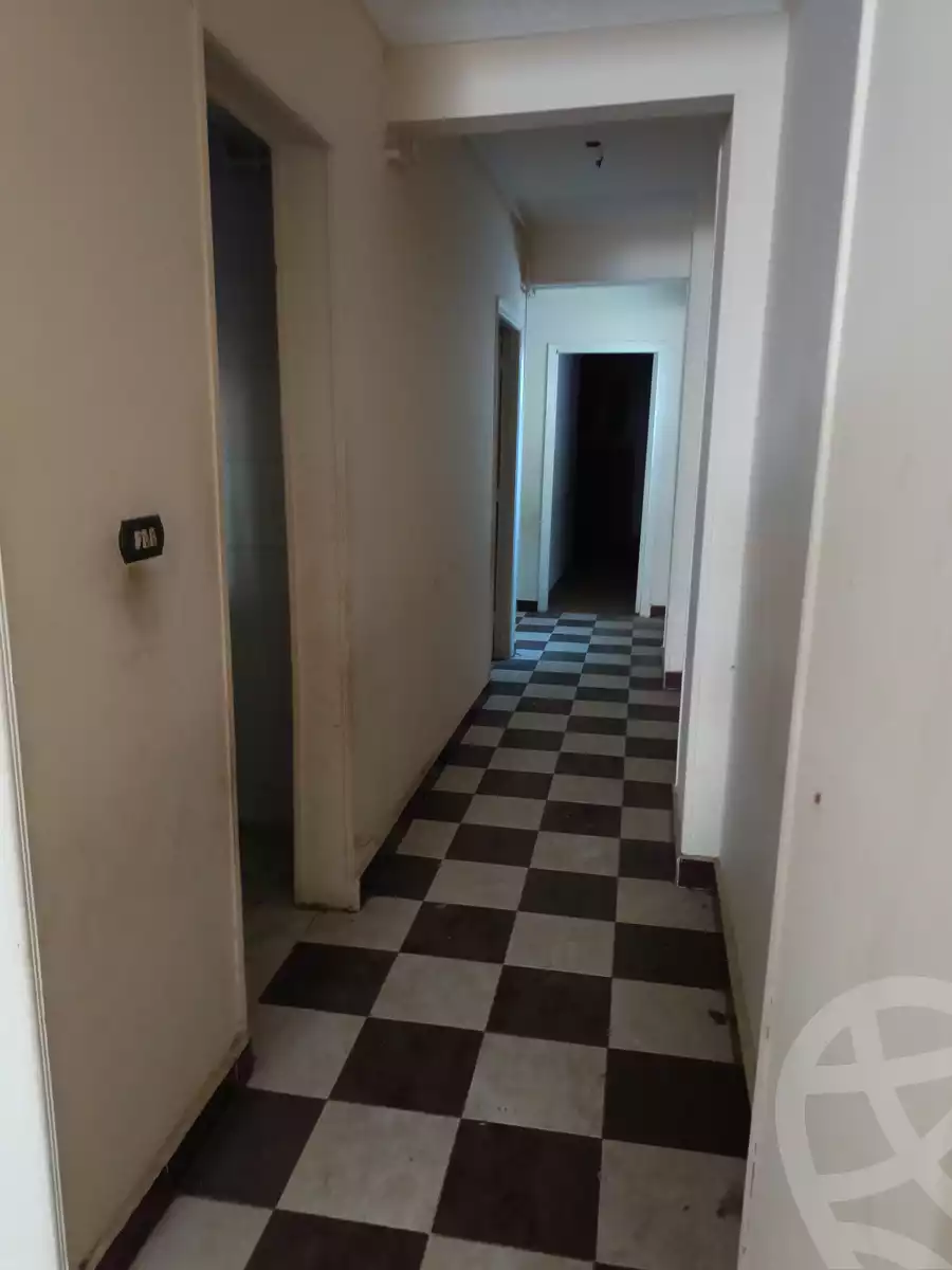 https://aqarmap.com.eg/ar/listing/6352366-for-sale-alexandria-el-asafra-l-sfr-qbly-el-maahad-el-dini-st