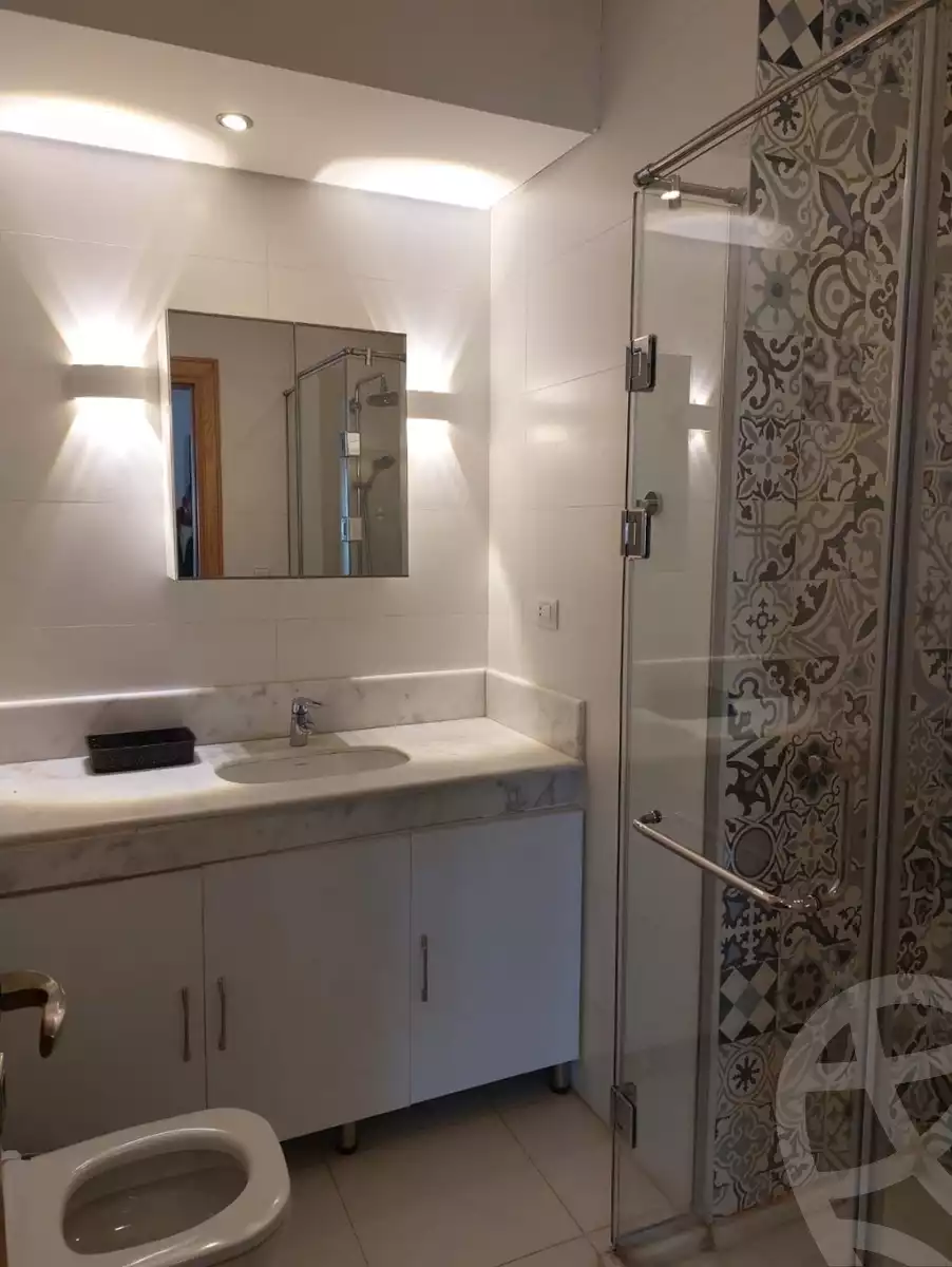 https://aqarmap.com.eg/ar/listing/6352383-for-rent-cairo-el-sheikh-zayed-city-compounds-kmbwnd-ljry-swdyk