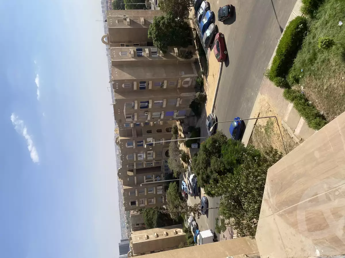 https://aqarmap.com.eg/en/listing/6352134-for-sale-cairo-el-sheikh-zayed-city-el-hay-el-thaleth-ashaer-area-1-street-13