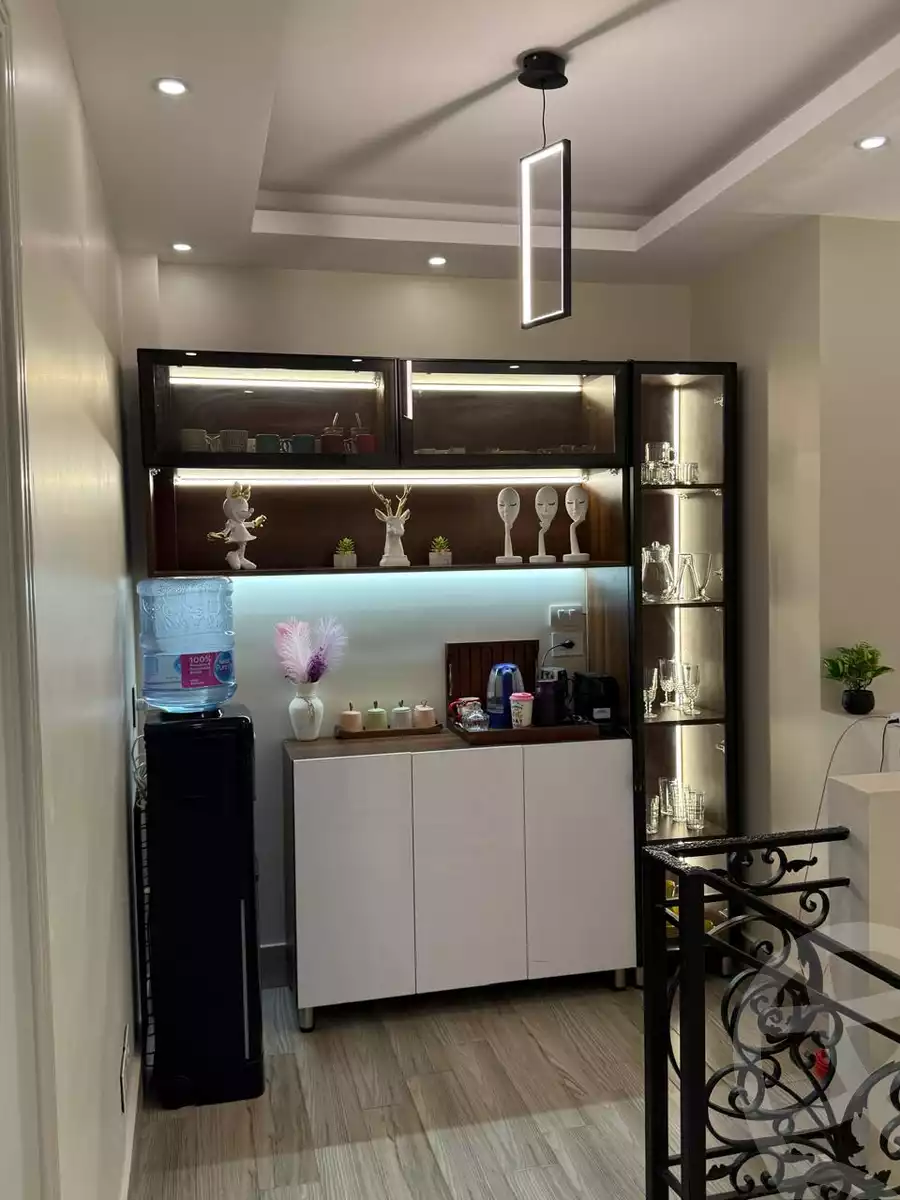 https://aqarmap.com.eg/ar/listing/6352904-for-sale-cairo-6th-of-october-hadaeq-october-kmbwnd-fy-hdyq-ktwbr-ashgar-city