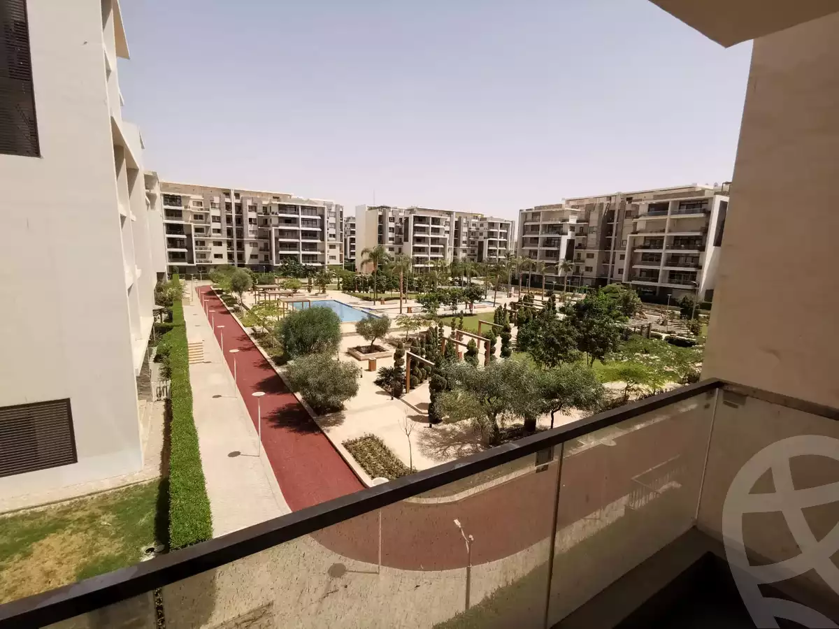 https://aqarmap.com.eg/ar/listing/6352999-for-sale-cairo-6th-of-october-hadaeq-october-kmbwnd-fy-hdyq-ktwbr-beta-greens-compound-beta-egypt