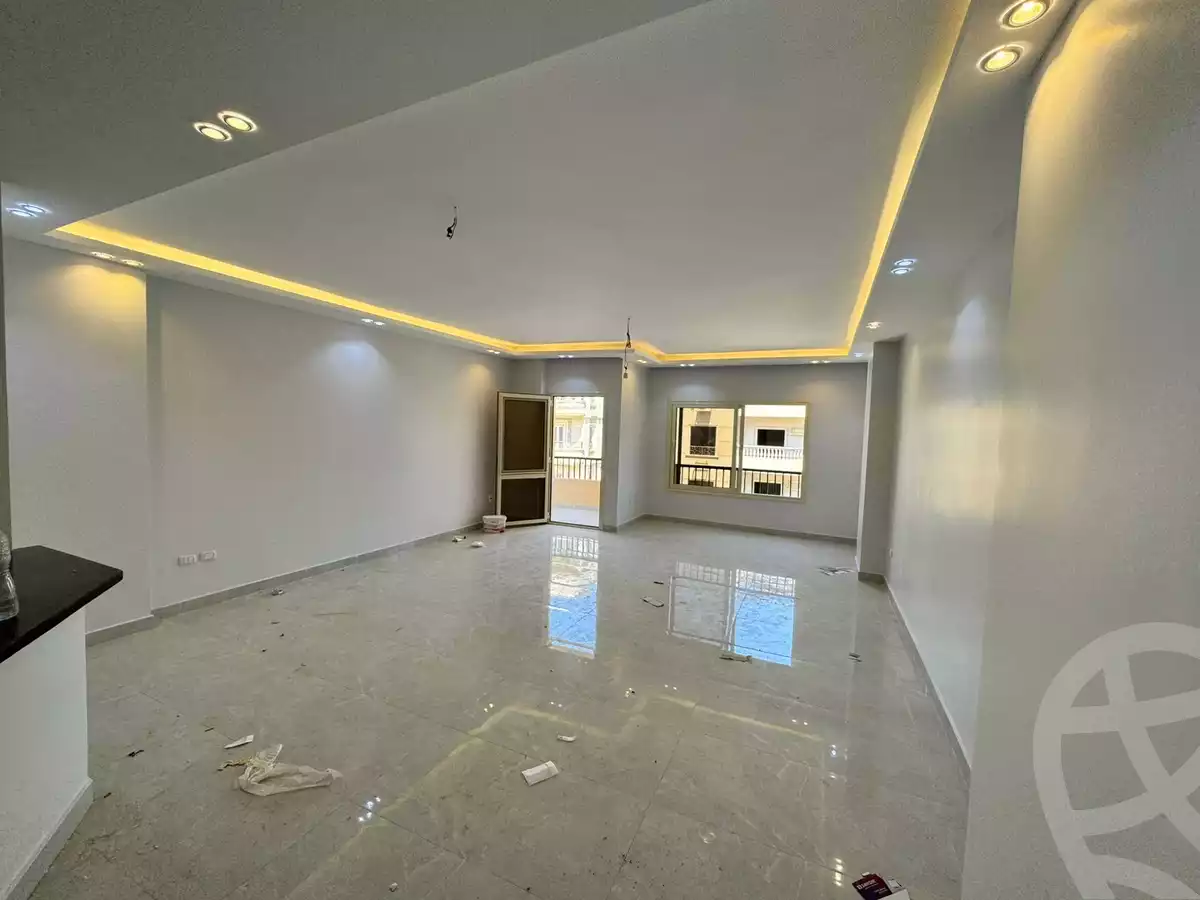 https://aqarmap.com.eg/ar/listing/6353078-for-rent-cairo-new-cairo-compounds-el-mostashareen-compound