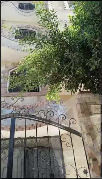 https://aqarmap.com.eg/ar/listing/6353672-for-sale-cairo-al-oubour-el-hay-el-awal