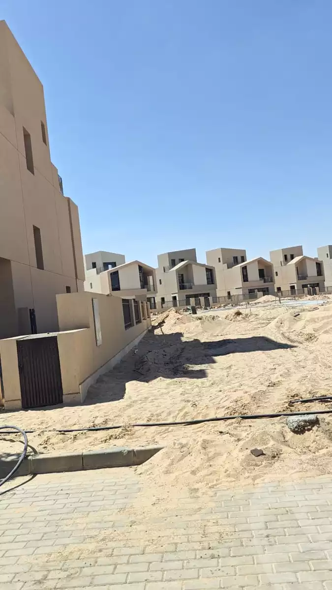 https://aqarmap.com.eg/ar/listing/6353920-for-sale-cairo-el-sheikh-zayed-city-lshykh-zyd-ljdyd-karmell-compound-sodic