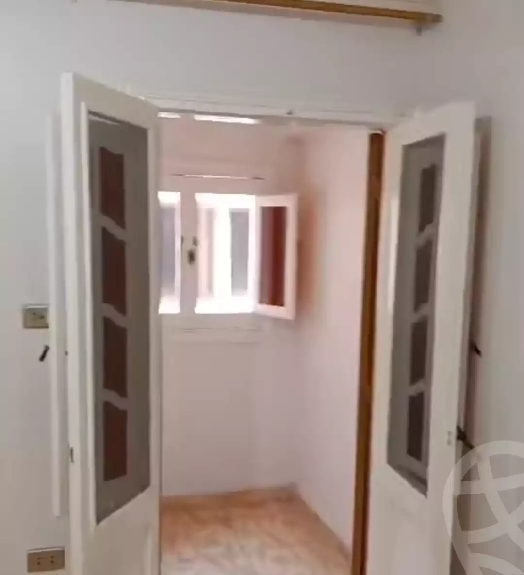 https://aqarmap.com.eg/en/listing/6354634-for-rent-alexandria-l-jmy-el-hanouvel-radwan-st