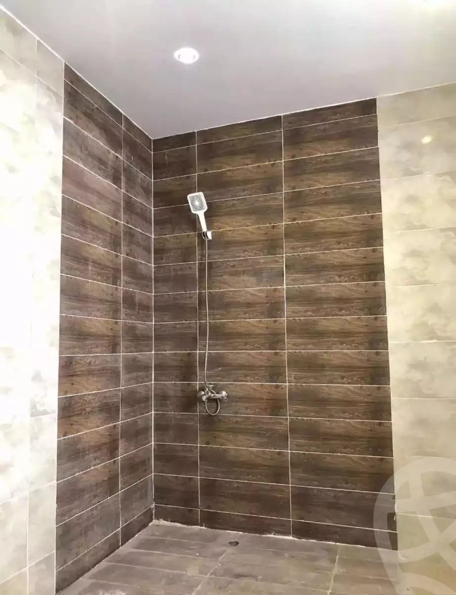 https://aqarmap.com.eg/en/listing/6354997-for-sale-alexandria-sydy-bshr